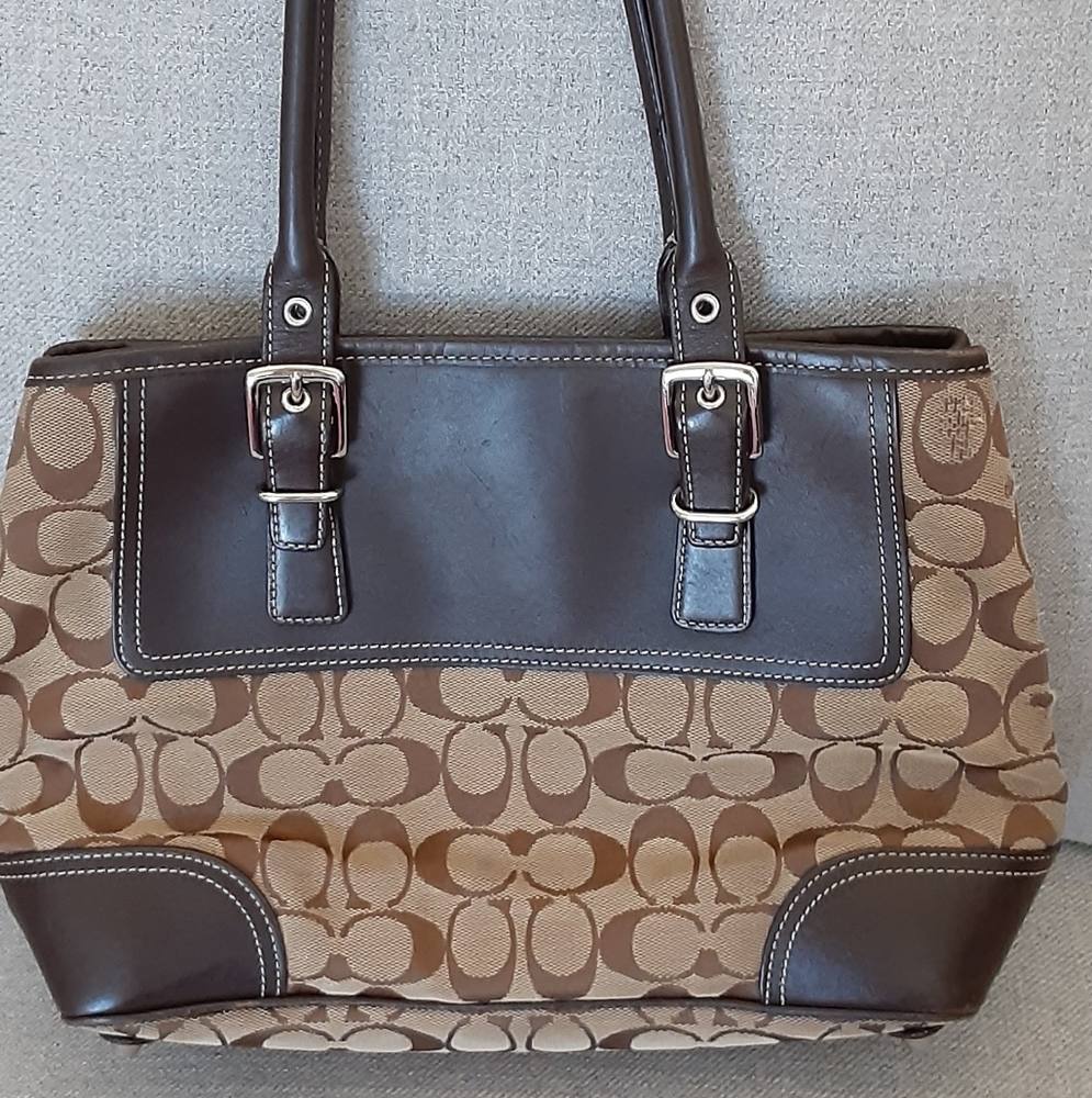 Purse coach